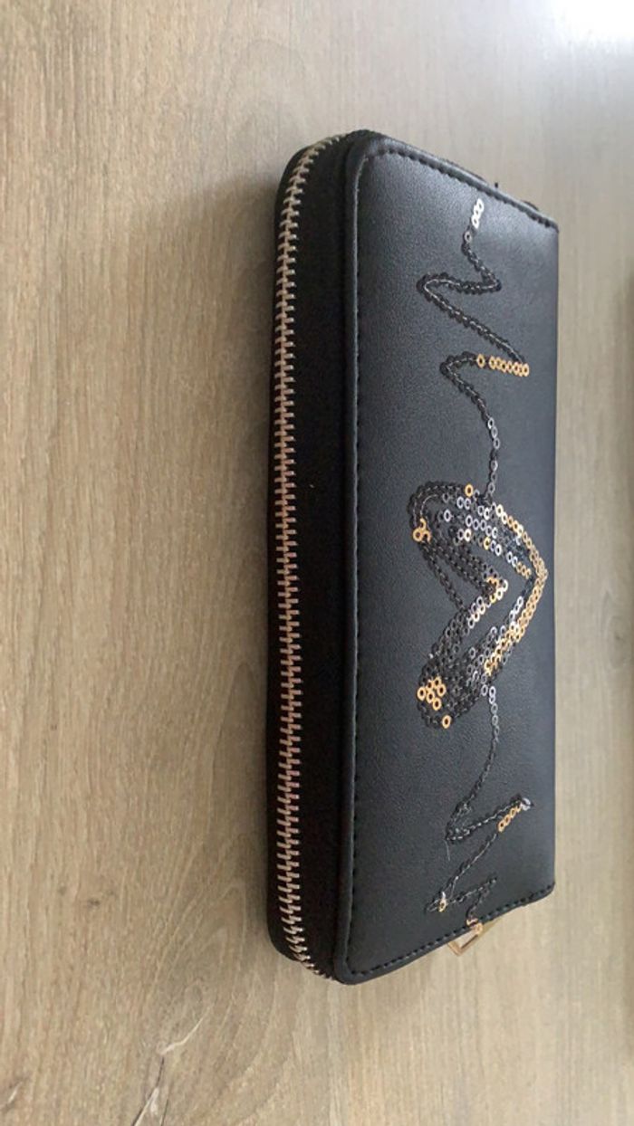 Portefeuille - photo numéro 5