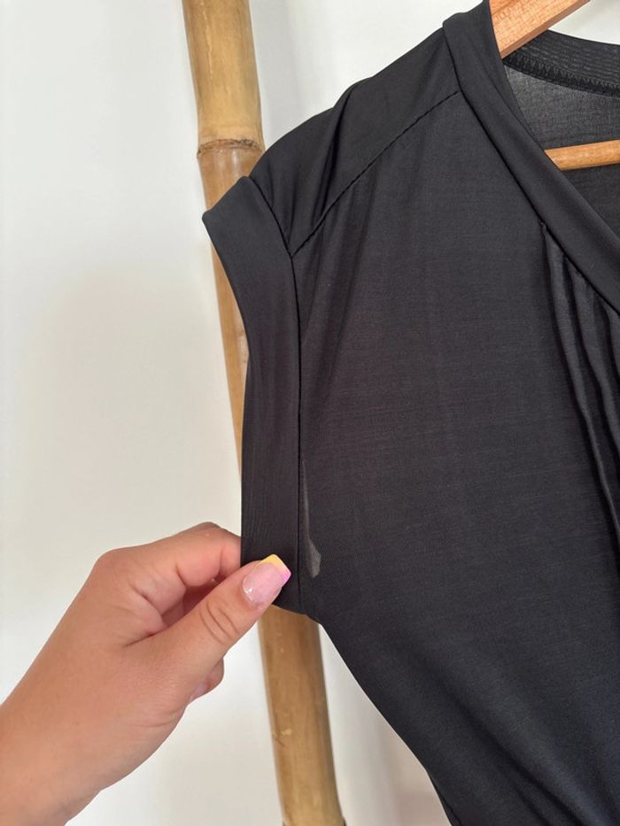 Robe noire - photo numéro 5