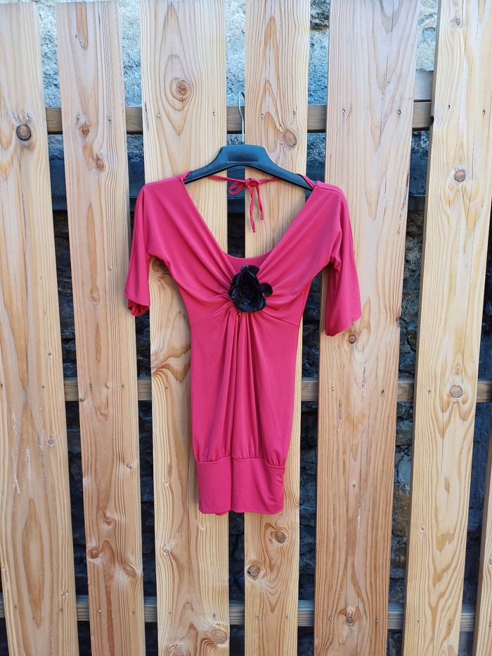 Jolie tunique robe rouge avec fleure noire - photo numéro 2