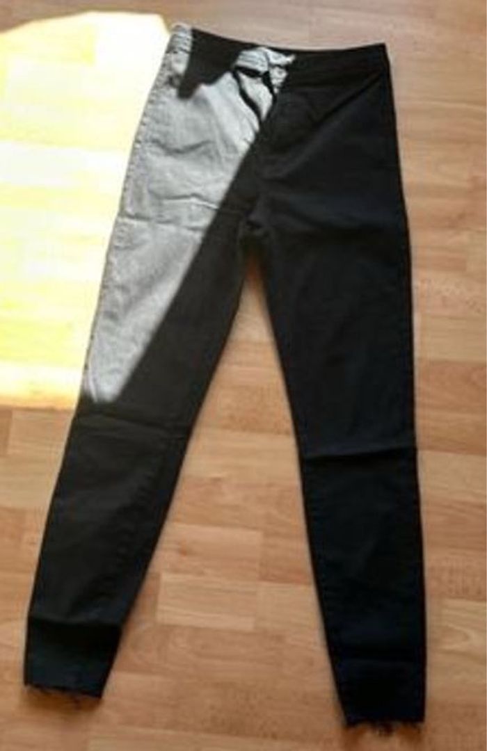 Jeans slim noir Bershka – Taille S – Très bon état - photo numéro 1