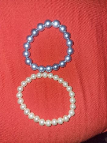 2 bracelets en perles