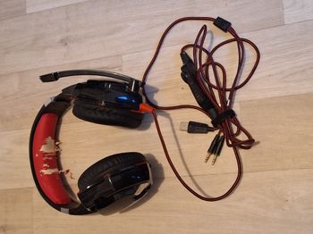 Casque gaming Kotion Each G2000 – Fonctionnel / à réparer