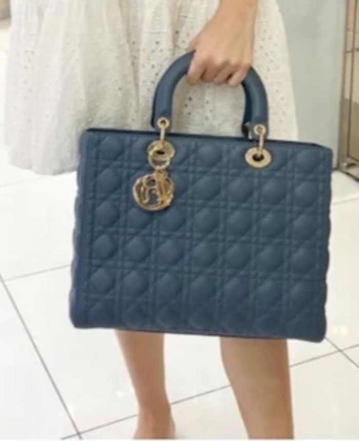 ‎Sac à main Lady Dior original bleu denim bleu comme neuf - photo numéro 9