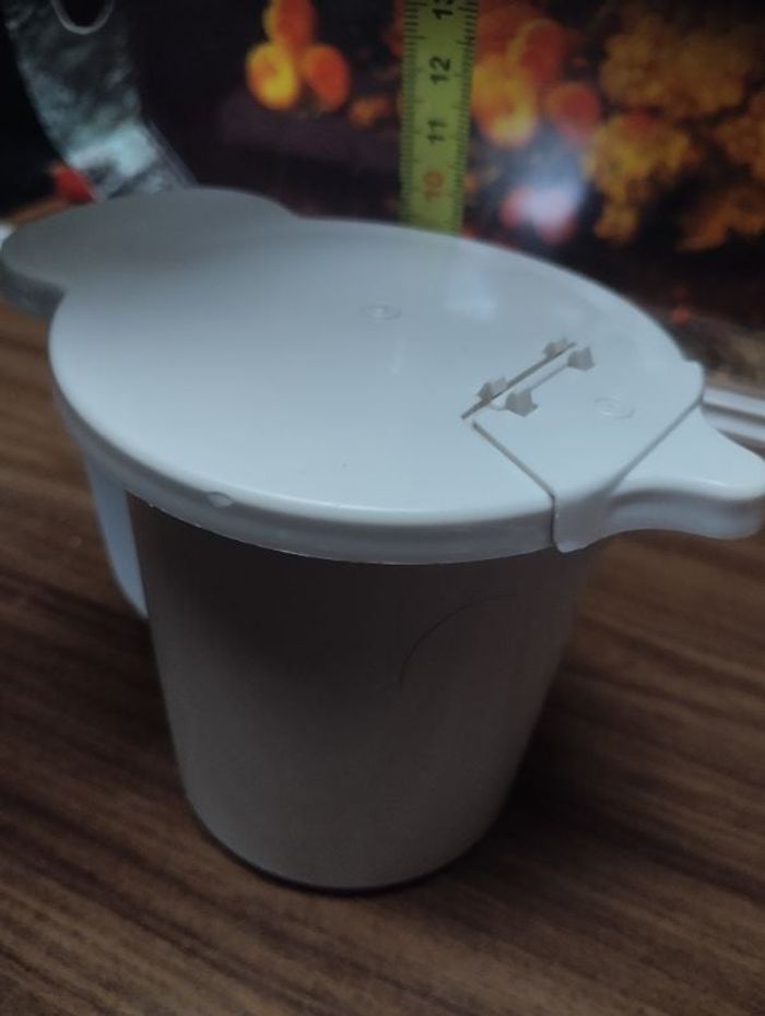 Boîte verseuse Tupperware