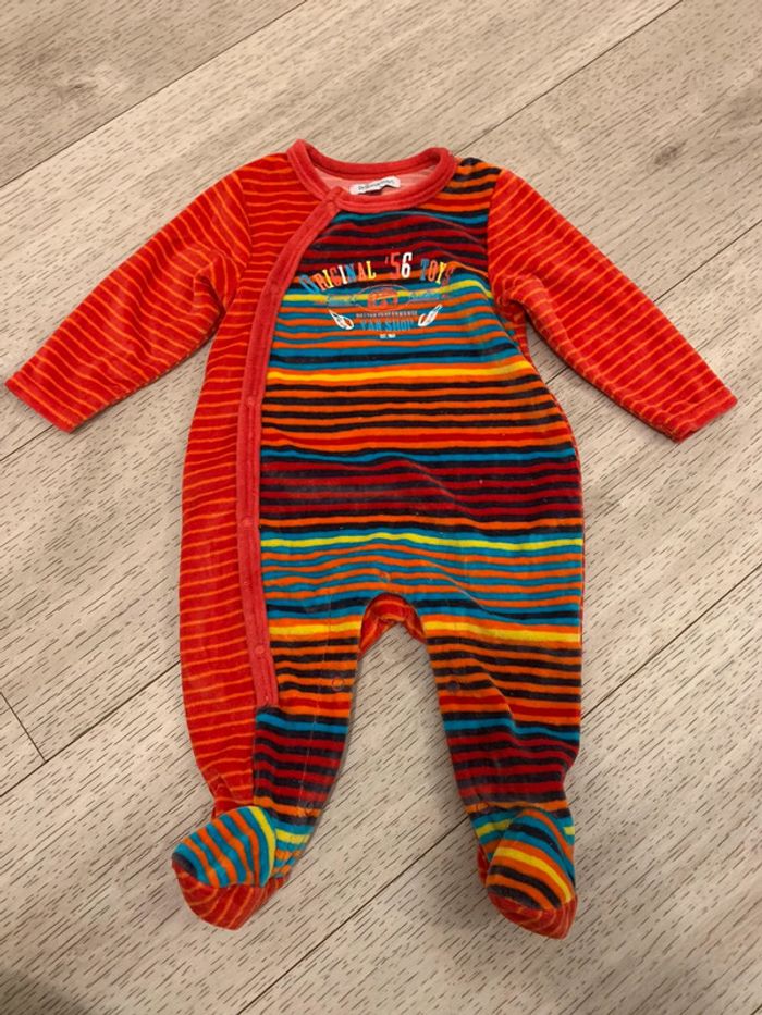 Pyjama, coloré chaud, six mois