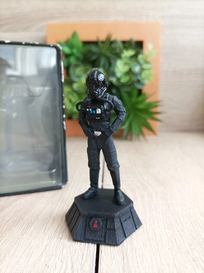 Figurine Imperial Pilot Star Wars Altaya - photo numéro 5