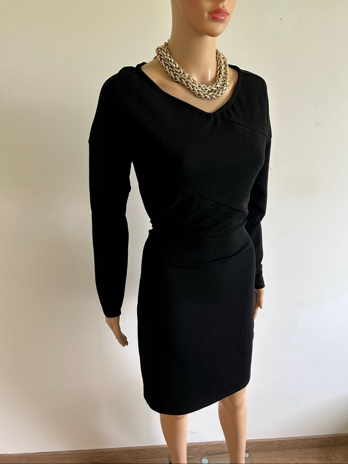 Robe noire à manches longues Jacqueline de Yong taille M excellent état - photo numéro 2