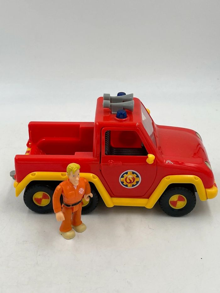Véhicule camion de pompier Sam Le Pompier Simba - photo numéro 2