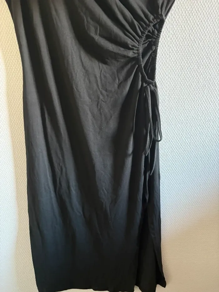 Robe mi-longue à une bretelle - photo numéro 6