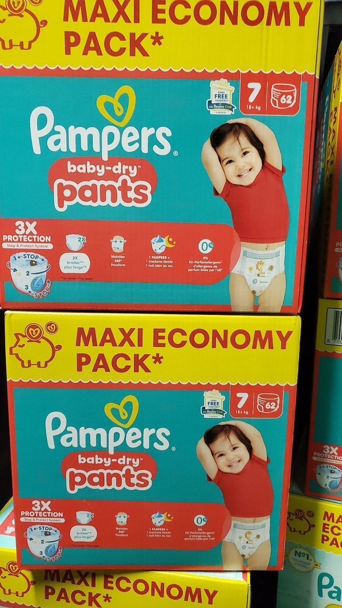 Couches pampers taille 7.