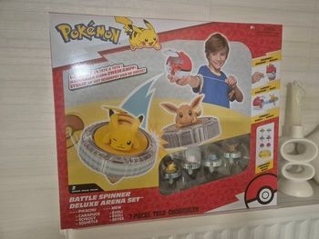 Pokemon Battle Spinner Arena Set- 4 toupies