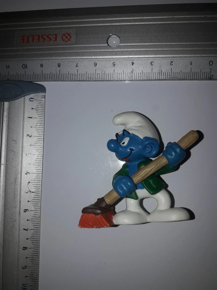 Schtroumpf figurine