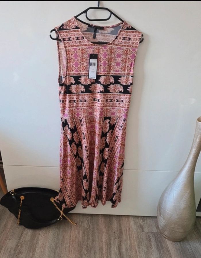 Robe neuve motifs cachemire