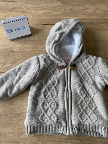 Veste zippee - 12 mois