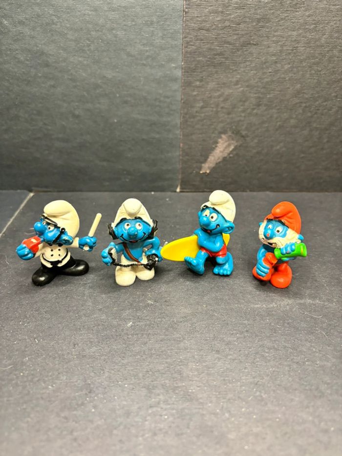 Lot de 4 figurines schtroumpfs peyo schleich occasion vintage