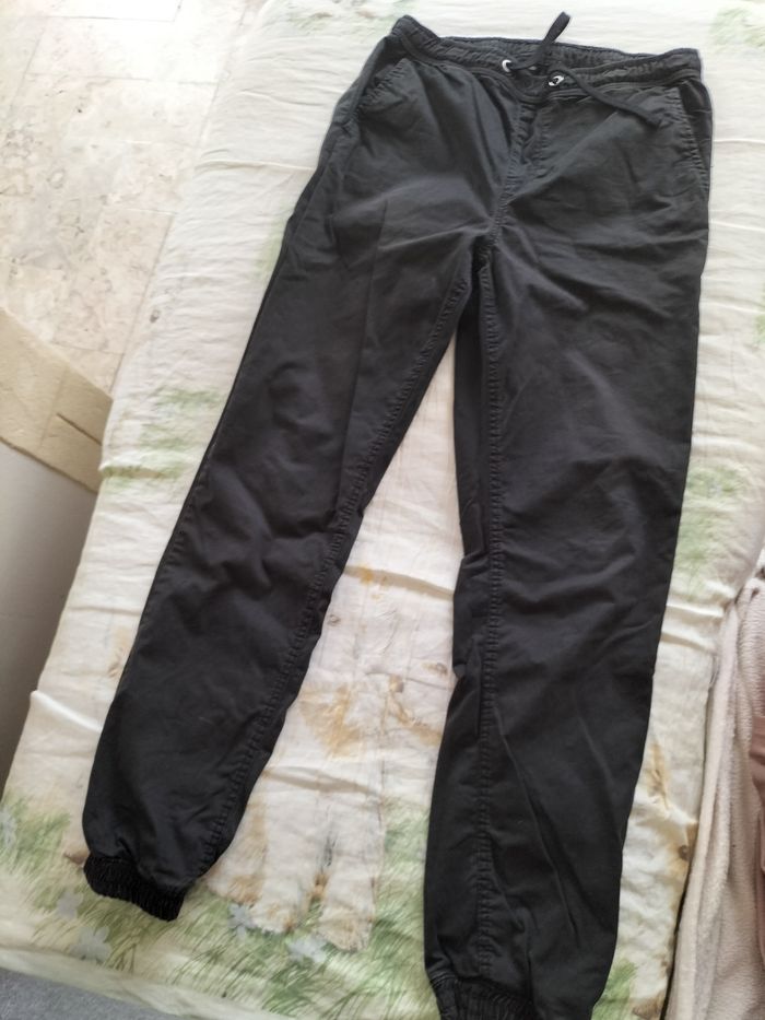 Lot 3 pantalons - photo numéro 4