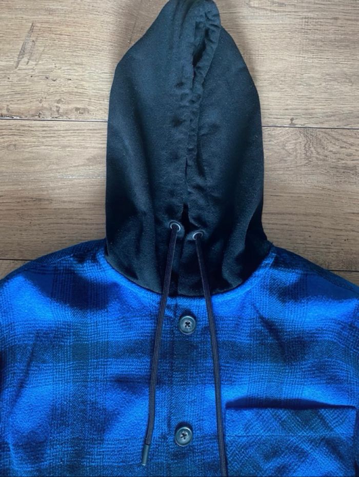Chemise  bûcheron bleue et noire marque Celio - photo numéro 2
