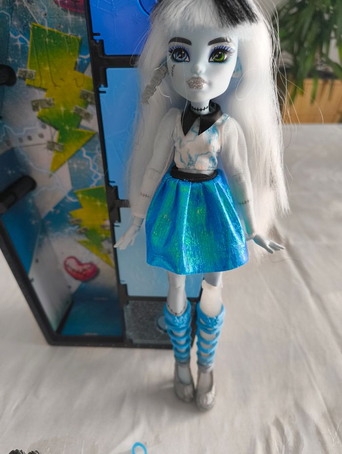 Monster high casier secret frankie stein - photo numéro 2