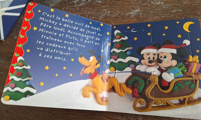 Livre Puzzles Mickey fête Noël - photo numéro 2