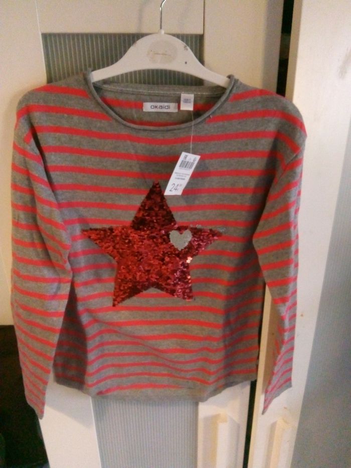 Pull à sequins réversibles taille 10ans neuf Okaïdi - photo numéro 2