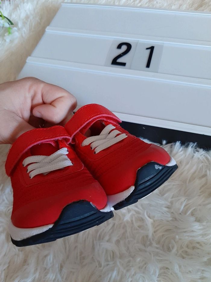 Baskets rouges - photo numéro 5
