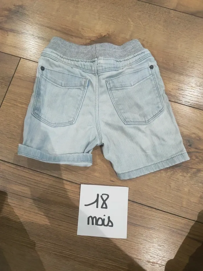 Short garçon 18 mois Boss - photo numéro 4