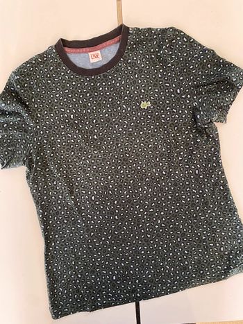 TEE shirt leopard Lacoste M