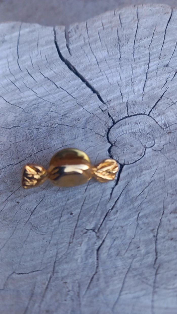 Pins vintage bombon