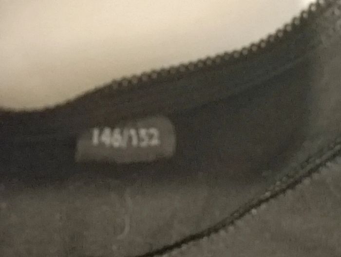 Débardeur noir 146/152 cm 11/12 ans neuf 1€5 - photo numéro 2