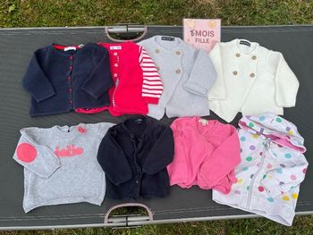 Lot de 8 gilets