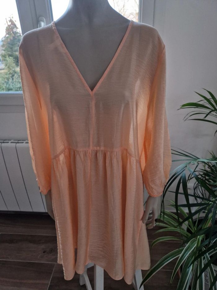 Superbe robe 👗 - photo numéro 2