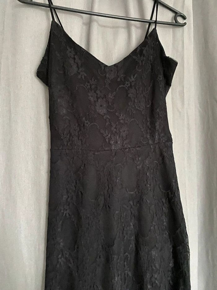 Robe noire - photo numéro 3