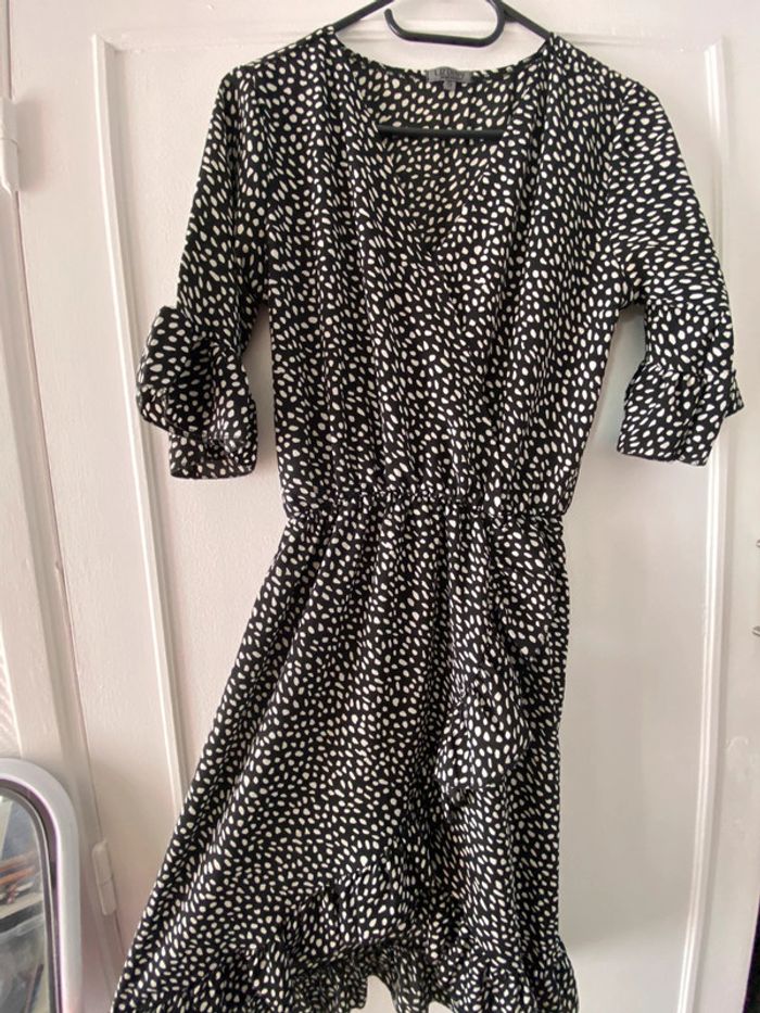 Robe noire pois blancs - photo numéro 5