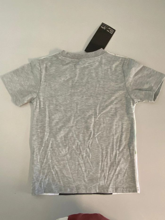 T-shirt enfant imprimé . 8 ans - photo numéro 2