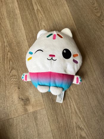 Peluche gabby s dollhouse