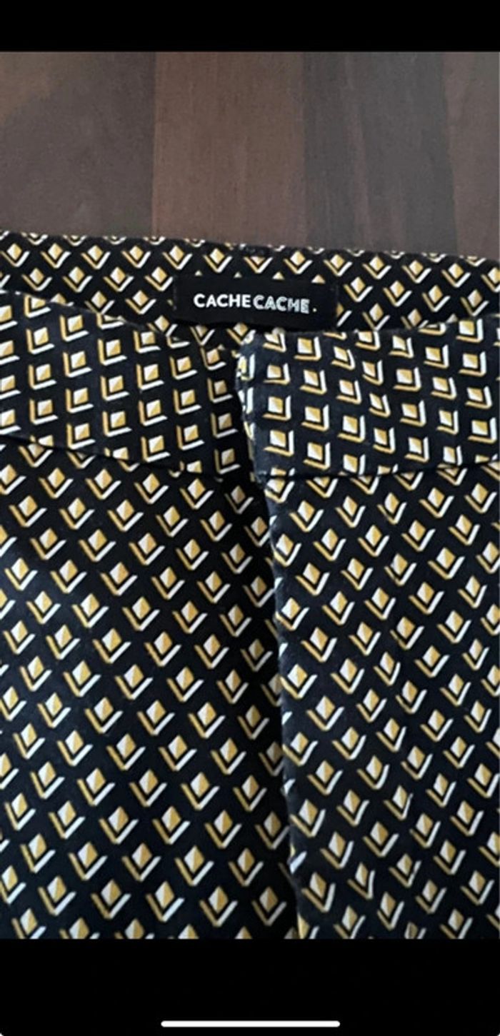 Pantalon femme coupe droite taille 36. Cache cache . En parfait état - photo numéro 4