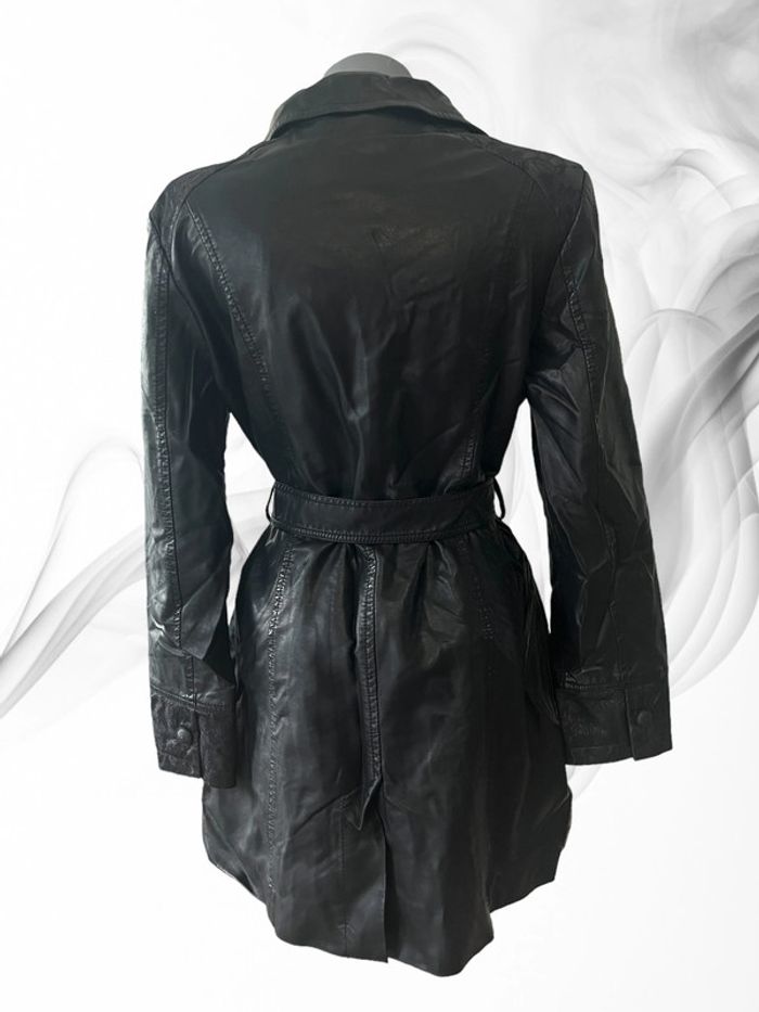 Manteau noir – Patrice Bréal - photo numéro 6