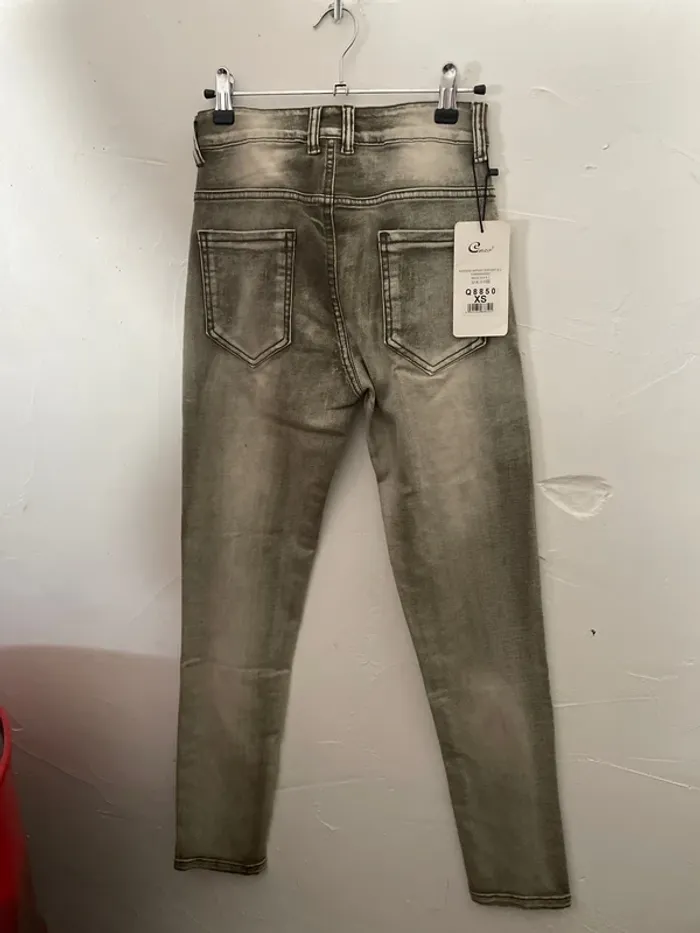 Jean gris n°482 - photo numéro 4