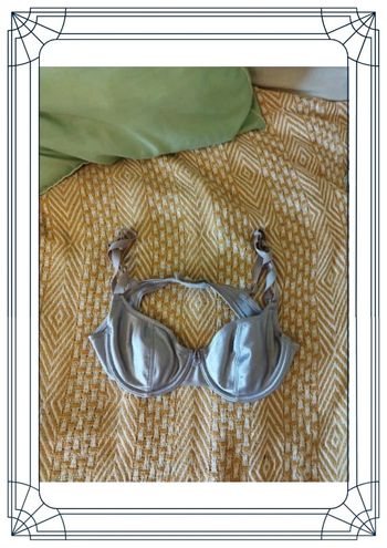 Soutien gorge couleur lila 85B vintage