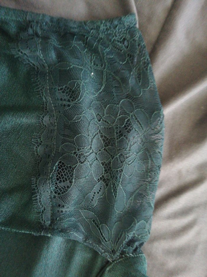 Haut  dentelle - photo numéro 3