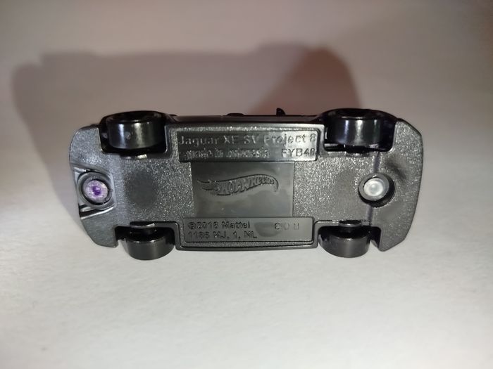 Jaguar XE SV Project 8 Exclusive MultiPack Motor Show 5‑P ilack 2022 - photo numéro 10