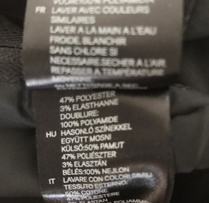 Bustier noir satiné avec laçage dos quasi neuf - photo numéro 6