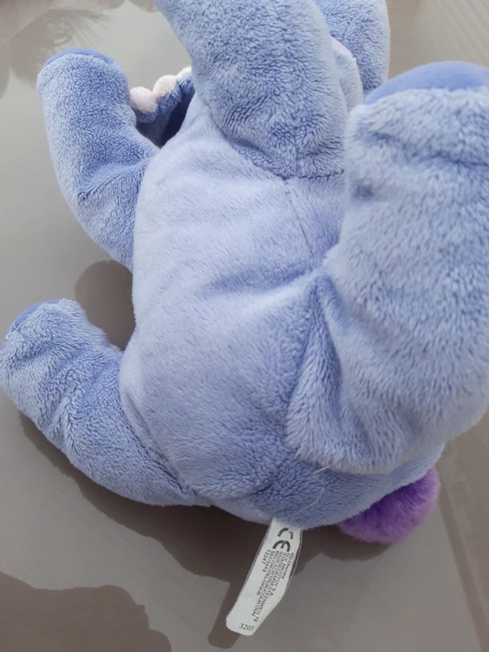 Peluche Disney l éléphant - photo numéro 2