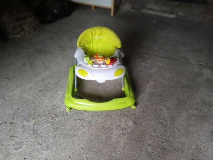 Trotteur/marcheur bébé - photo numéro 2