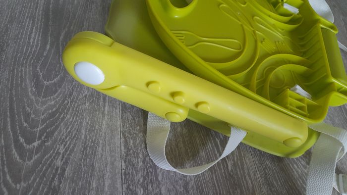 Chaise de table bébé - photo numéro 3