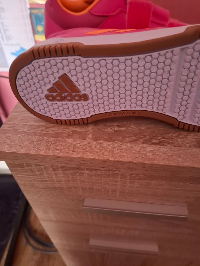 Baskets adidas  tensaur neuves - photo numéro 4