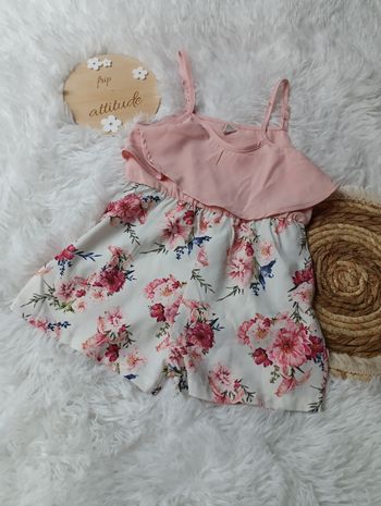 Combishort légère fleurie 4 ans comme neuve
