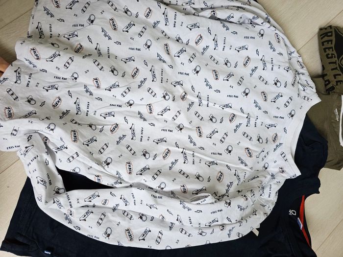 6 t-shirts - photo numéro 9