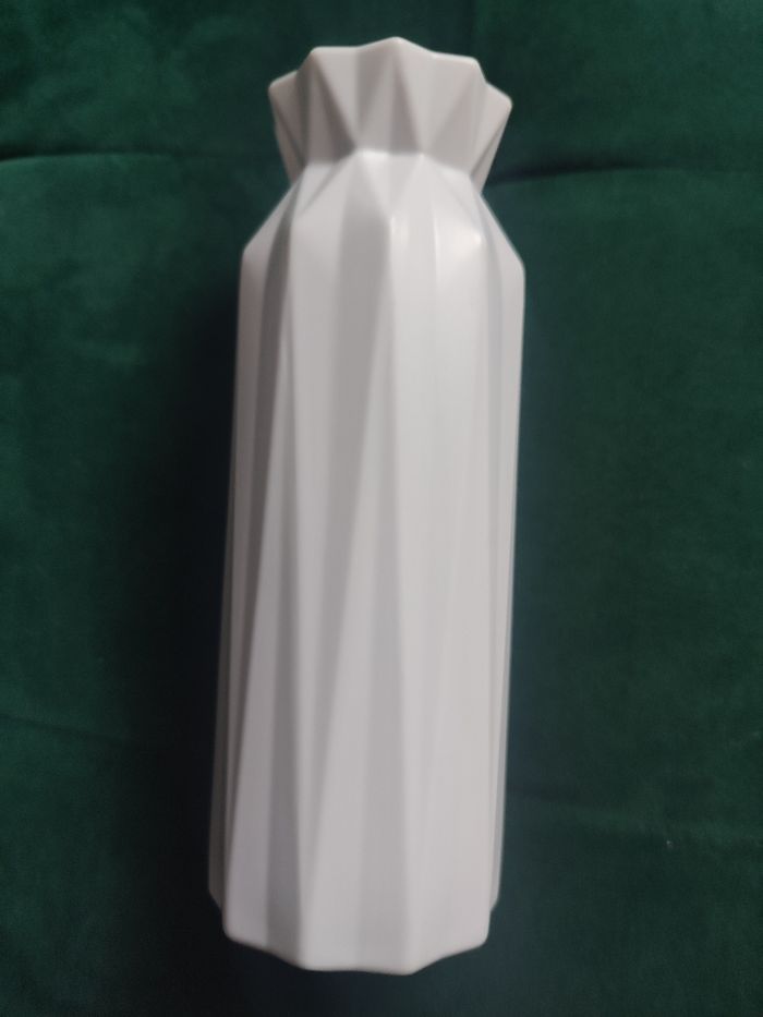 Vase en plastique