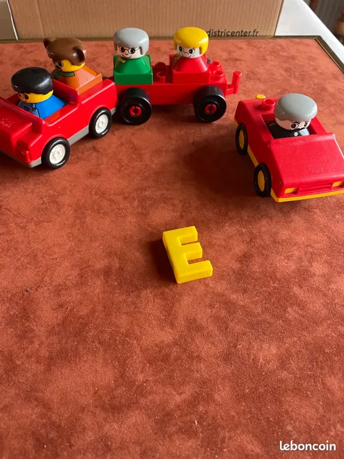 Lego duplo - véhicules + personnages - photo numéro 2